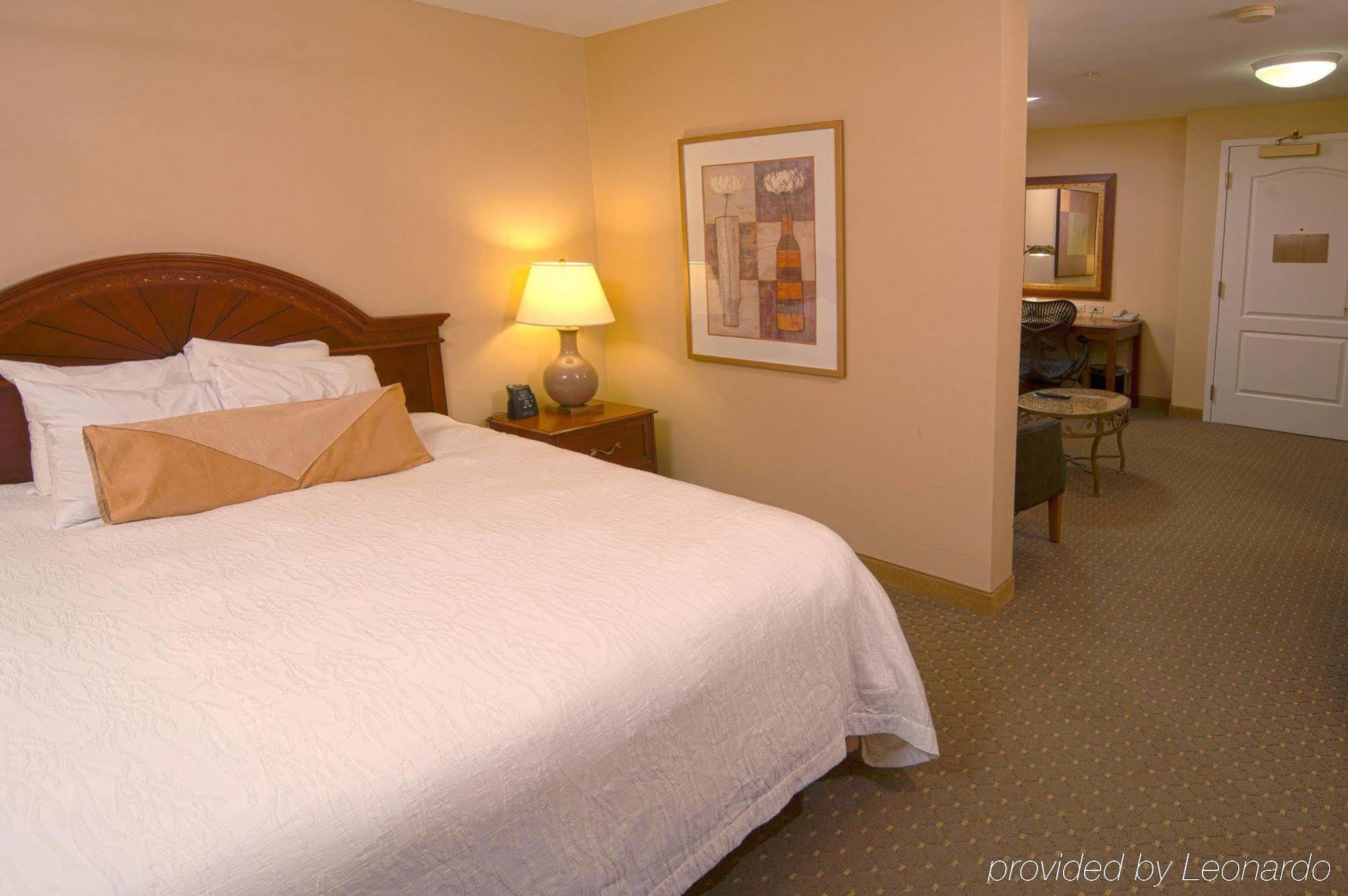 Hilton Garden Inn St. Louis/O'Fallon Room photo